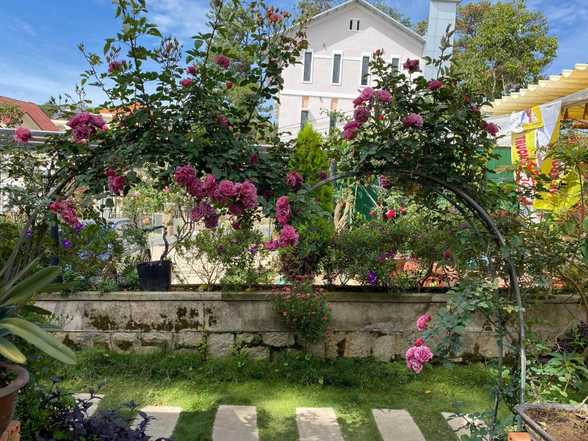 Homestay Khu Vườn Hoàng Gia Da Lat Esterno foto